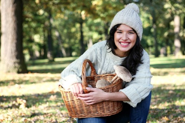 Medicinal Mushrooms for Women: Complete Wellness Guide